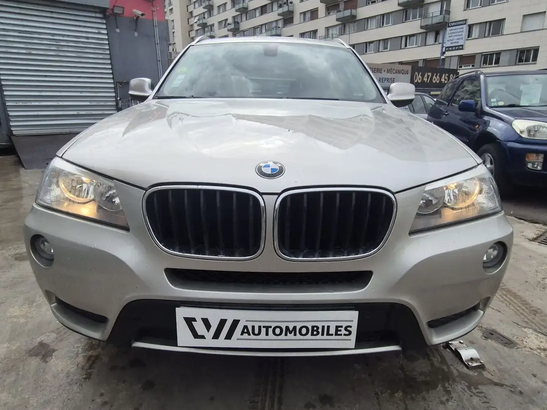BMW   X3 F25
