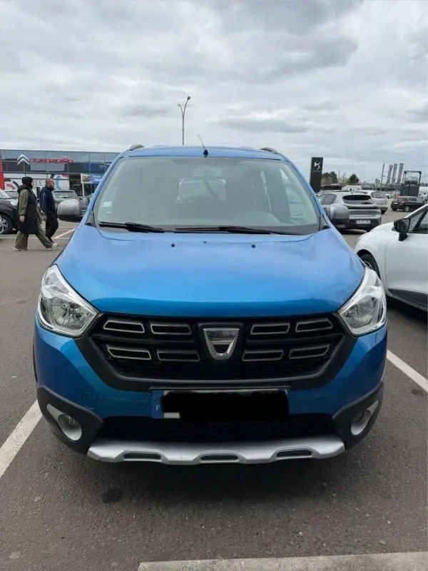 DACIA     LODGY