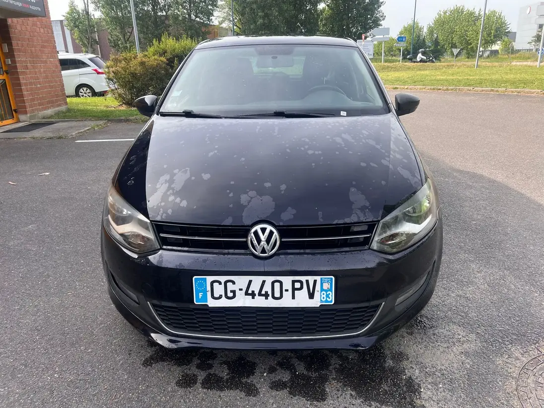 VOLKSWAGEN     POLO V