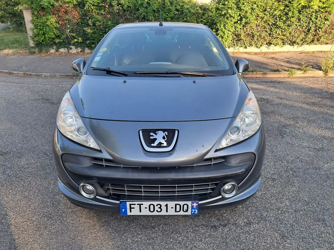 PEUGEOT     207 CC