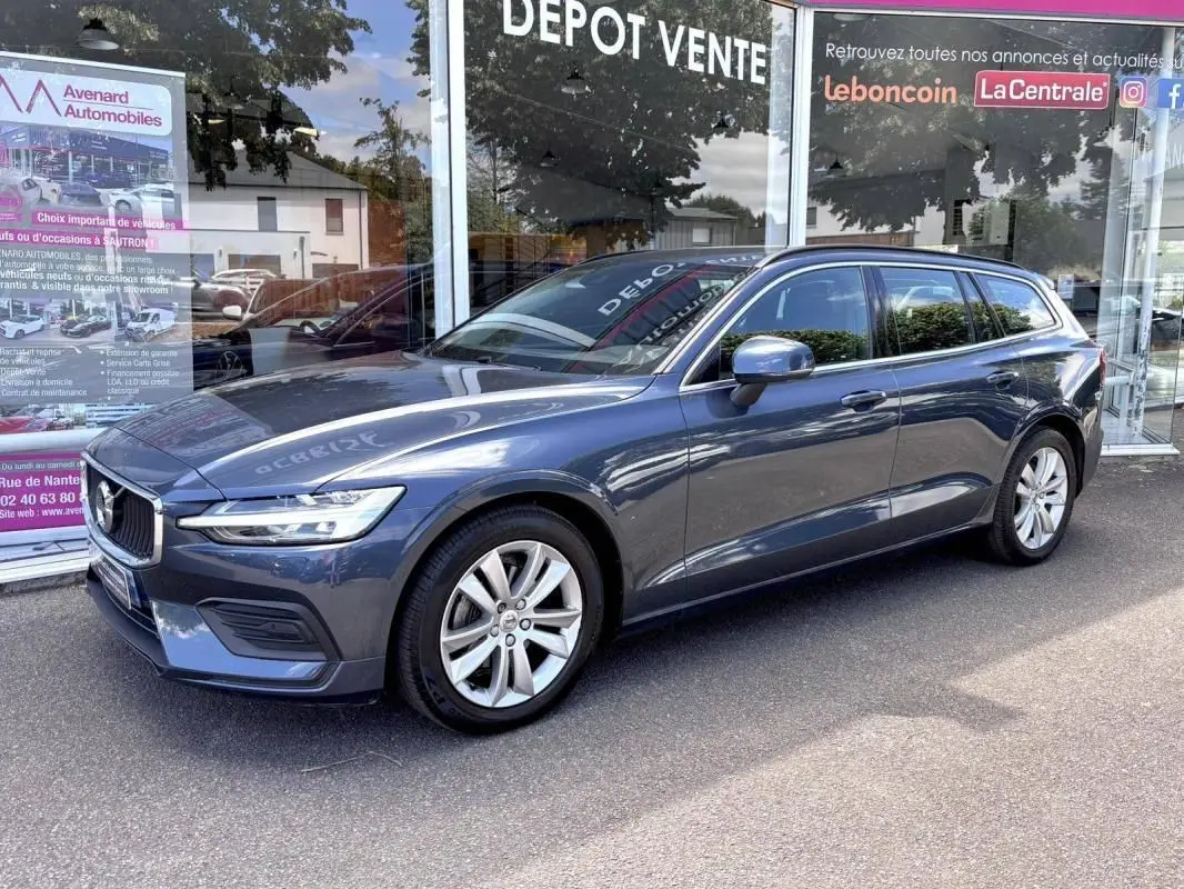 VOLVO  V60 II