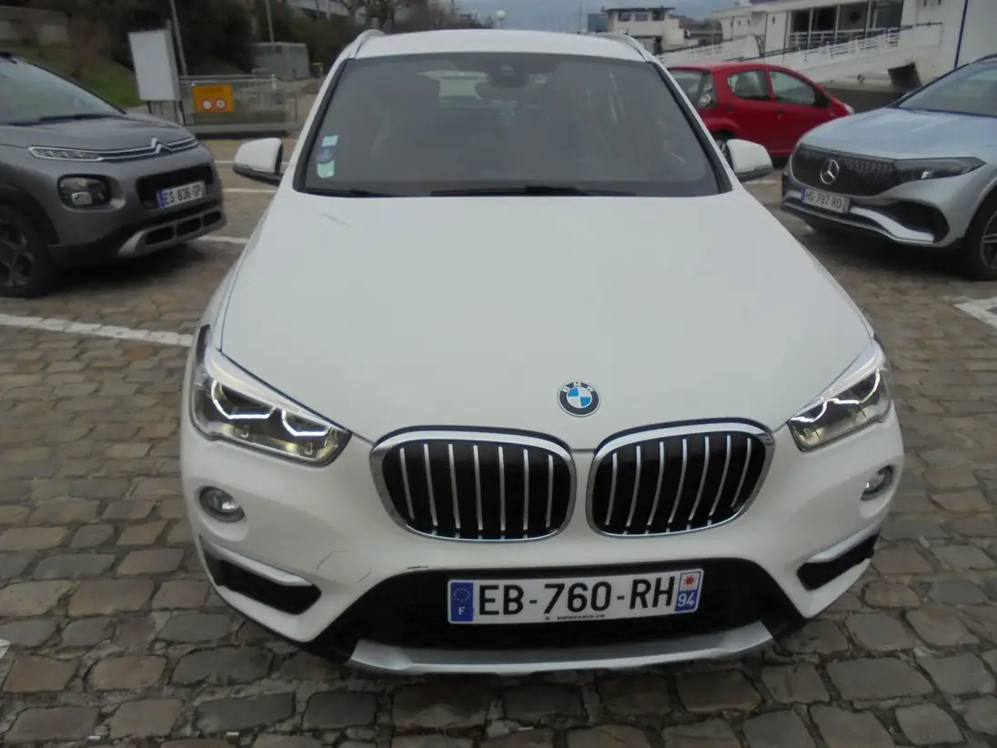 BMW    X1 F48