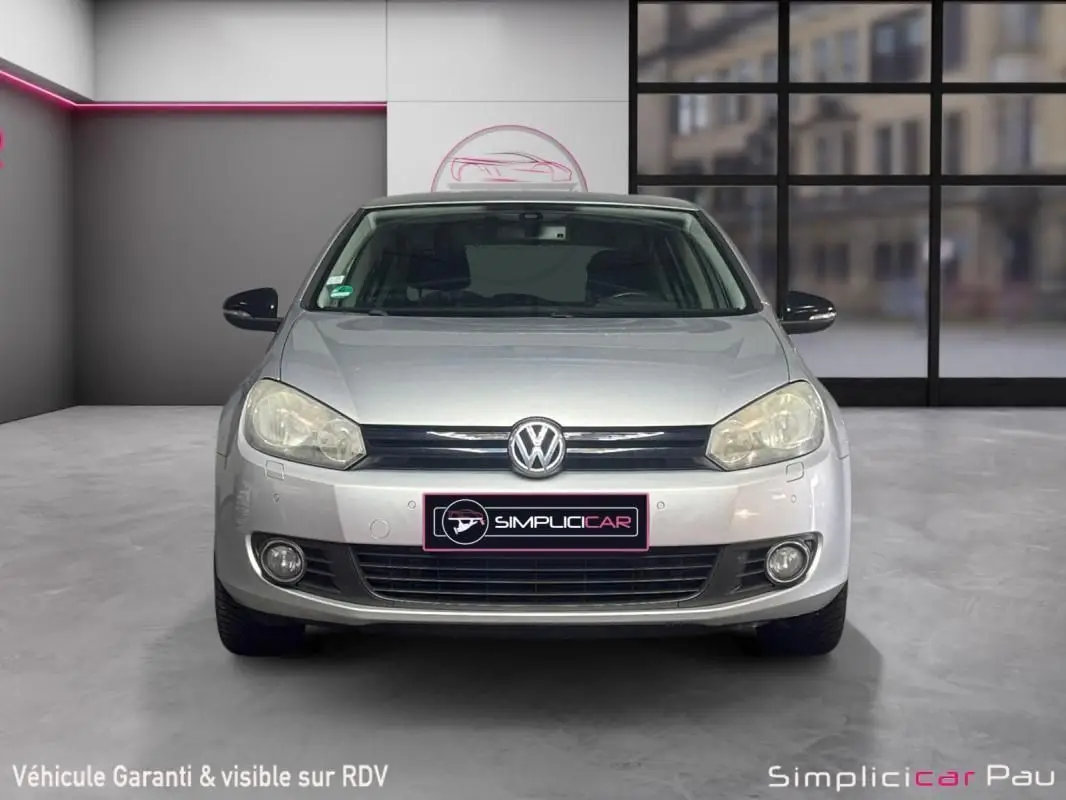 VOLKSWAGEN    GOLF VI