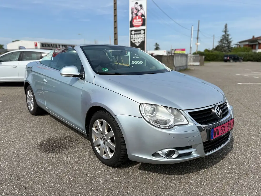 VOLKSWAGEN     EOS
