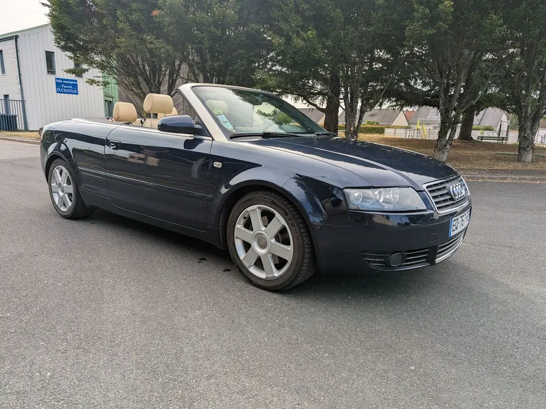 AUDI     A4 II CABRIOLET
