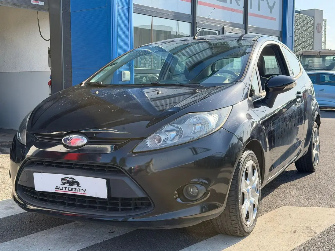 FORD  FIESTA V