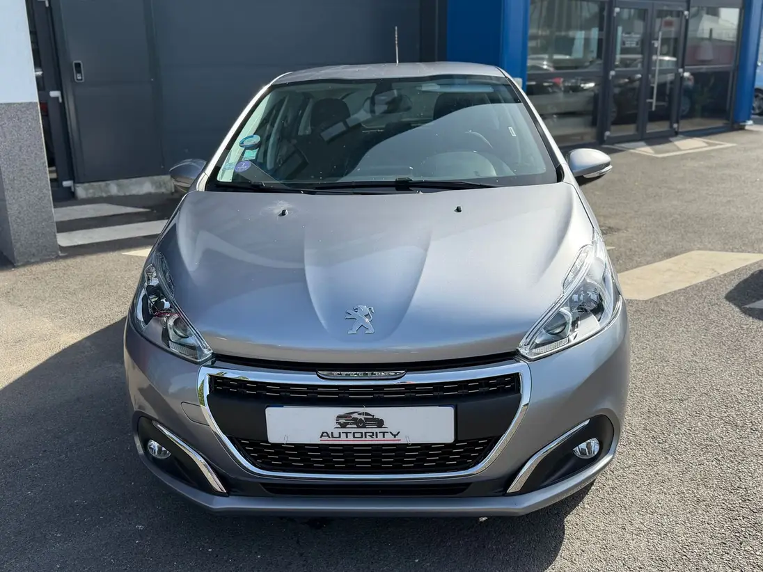 PEUGEOT     208 phase 2