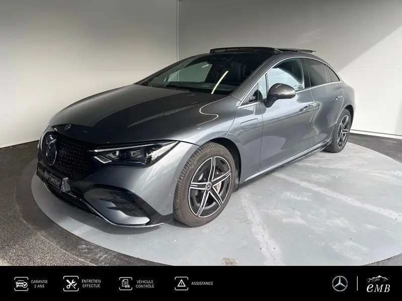 MERCEDES MERCEDES EQE