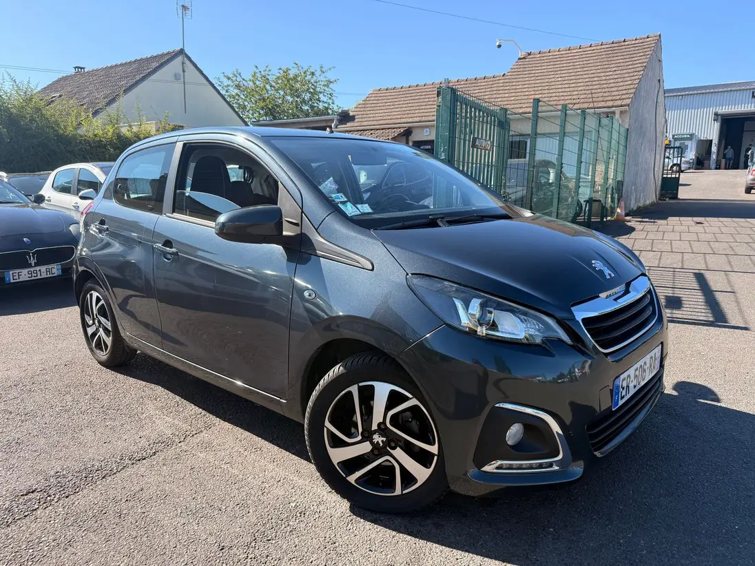 PEUGEOT    108