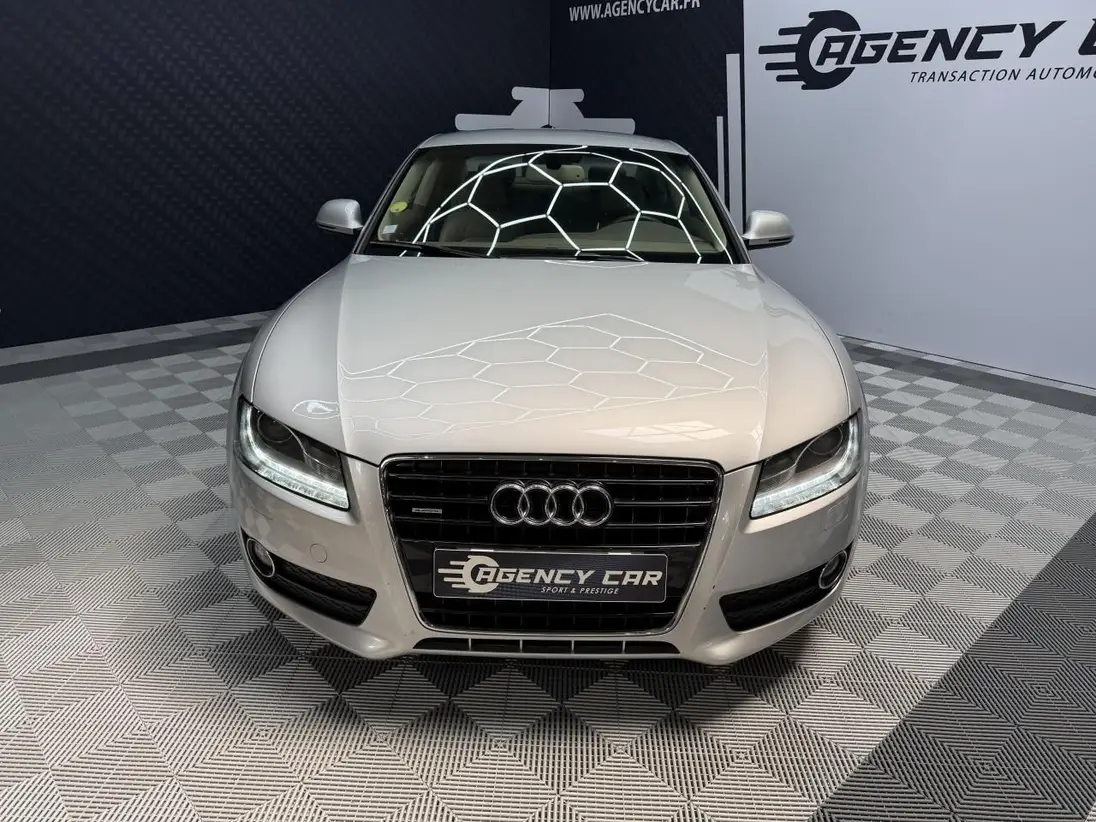 AUDI    A5