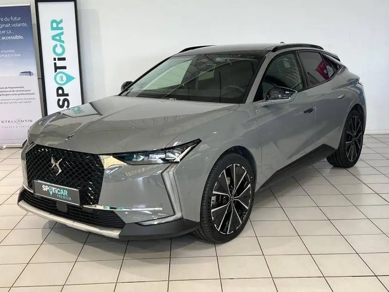 DS  4 II