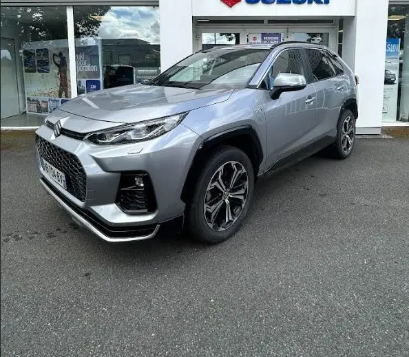 SUZUKI  ACROSS
