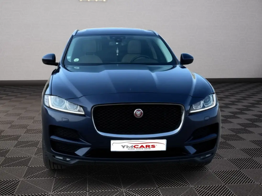 JAGUAR    F-PACE