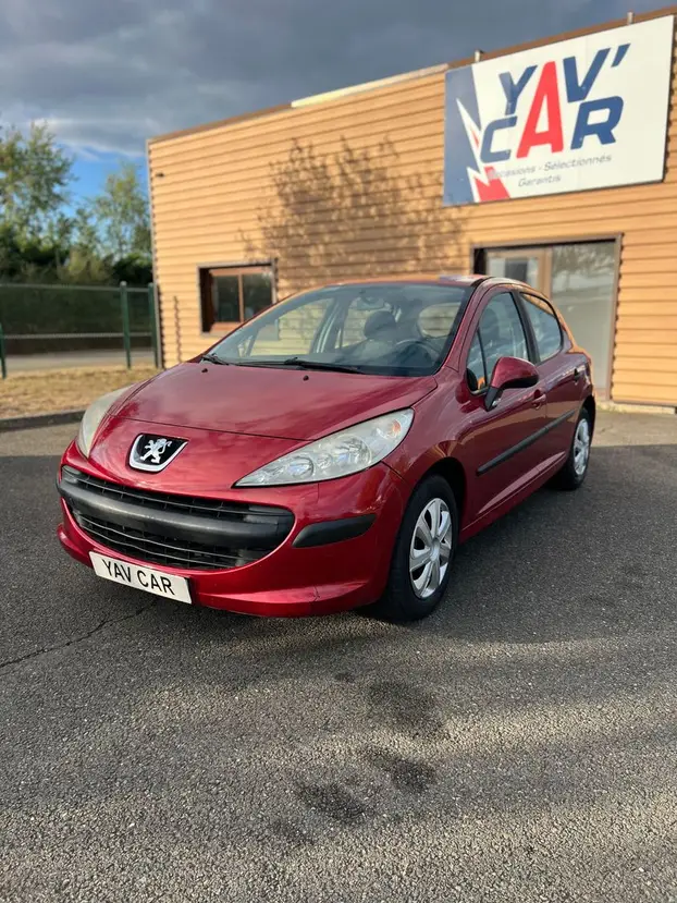 PEUGEOT     207