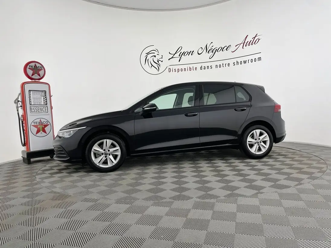 VOLKSWAGEN  GOLF VIII