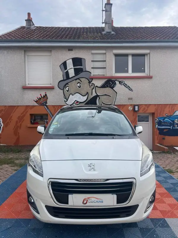 PEUGEOT    5008 phase 2