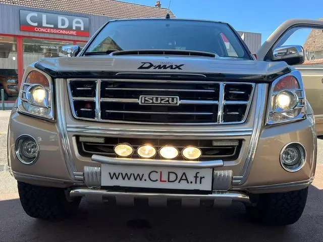 ISUZU     D-MAX