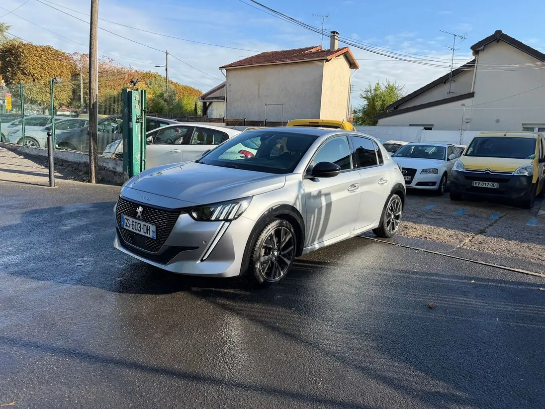 PEUGEOT  208 II