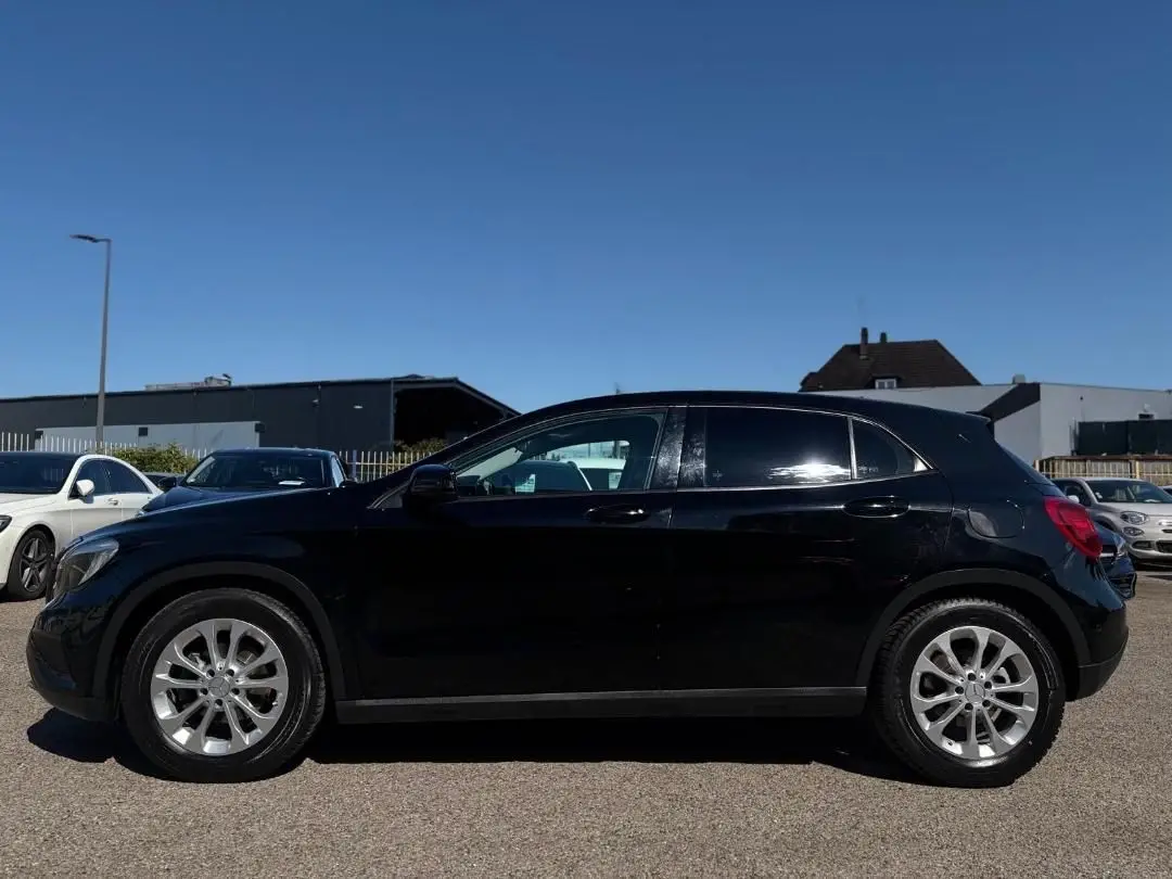 MERCEDES  GLA