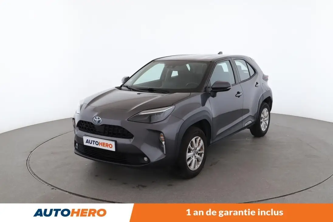 TOYOTA  YARIS CROSS