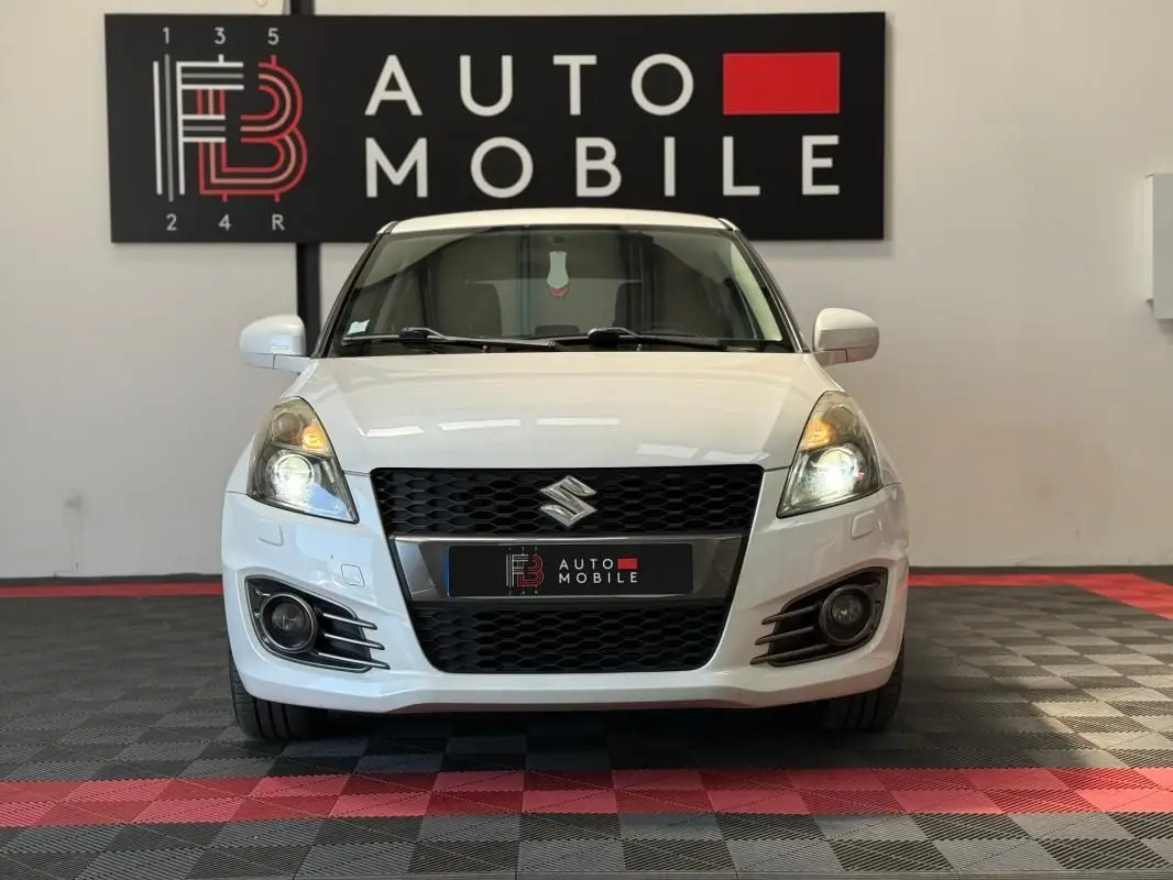 SUZUKI     SWIFT III SPORT