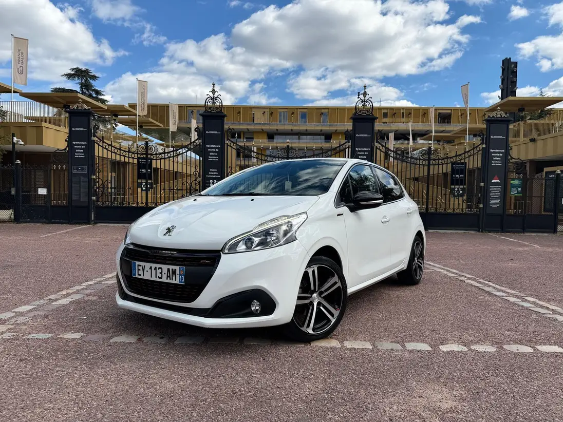 PEUGEOT  208 phase 2
