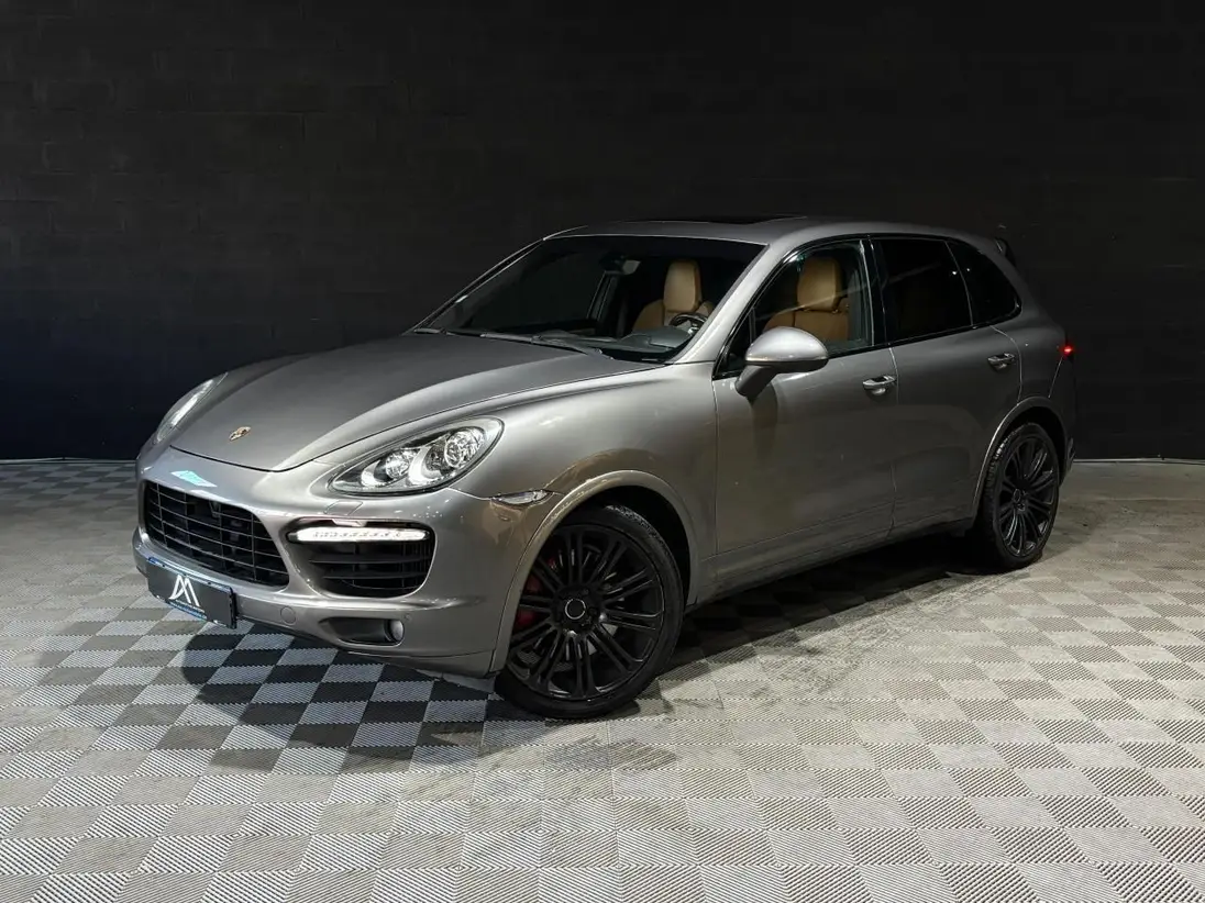 PORSCHE  CAYENNE II