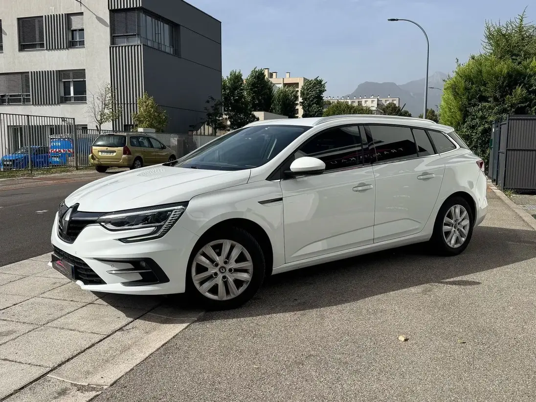 RENAULT  MEGANE IV