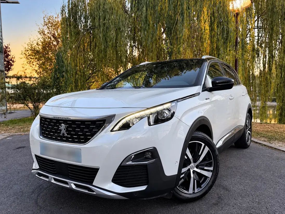 PEUGEOT  5008 II
