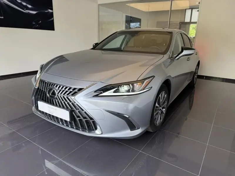 LEXUS  ES phase 3