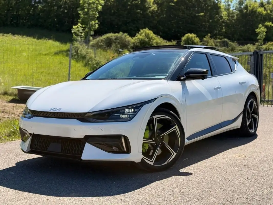 KIA  EV6