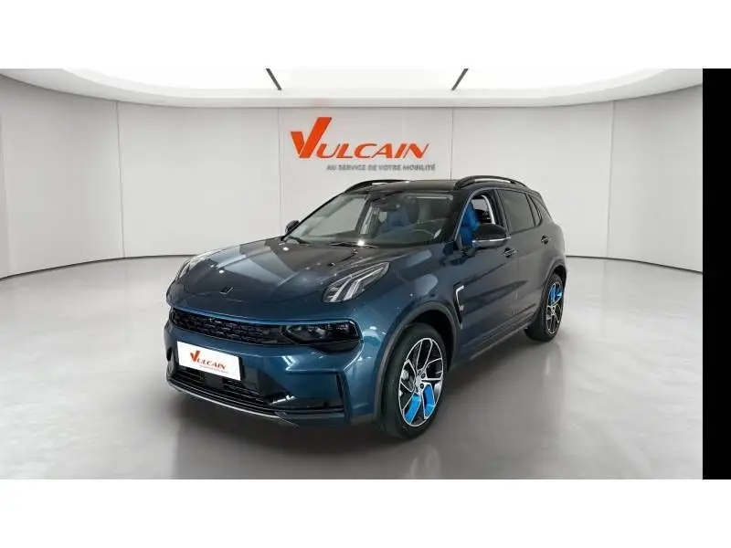 LYNK & CO  01