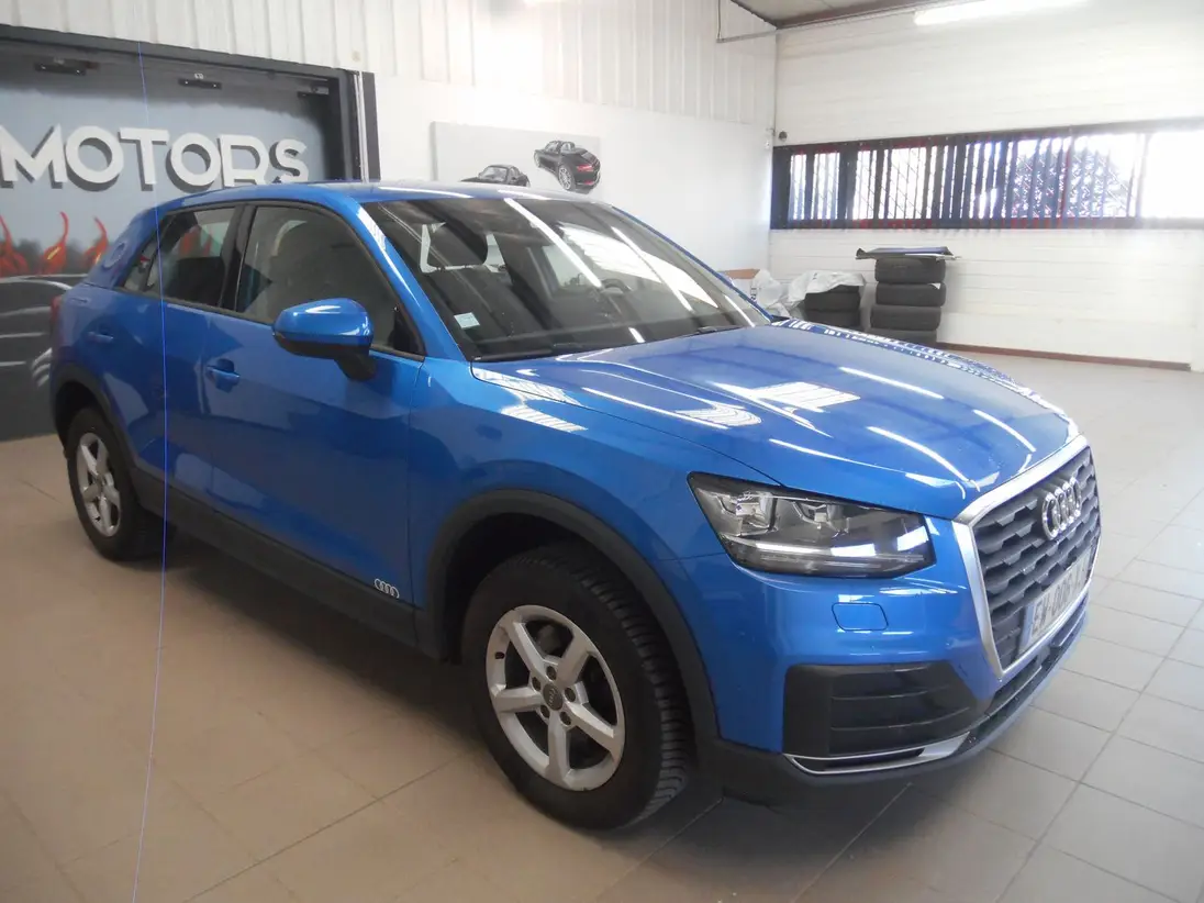 AUDI     Q2