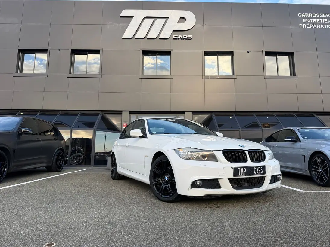 BMW    SERIE 3 F30